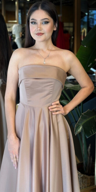 Açık Kahverengi Kare Yaka Kalın Askı Kloş Etekli Saten Midi Abiye Elbise 7647 - 3