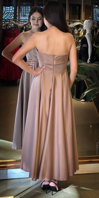 Açık Kahverengi Kare Yaka Kalın Askı Kloş Etekli Saten Midi Abiye Elbise 7647 - 5