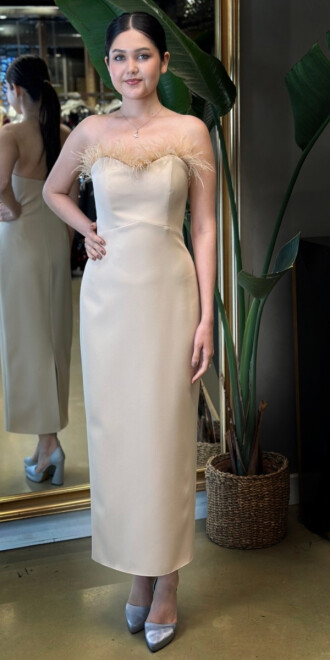 Bej Tüy Detaylı Yırtmaçlı Düz Kesim Krep Midi Abiye Elbise 7765 - abiyeniall