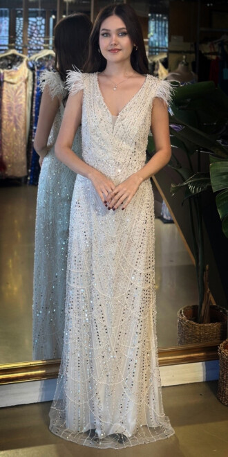 Bej V Yaka Kalın Askı Tuy Detaylı Düz Kesim Pullu Boncuklu Uzun Abiye Elbise 11052-05 - abiyeniall