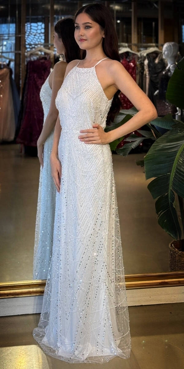 Beyaz Halter Yaka İp Askılı Düz Kesim Pullu Boncuklu Uzun Abiye Elbise 11103-05 - 2