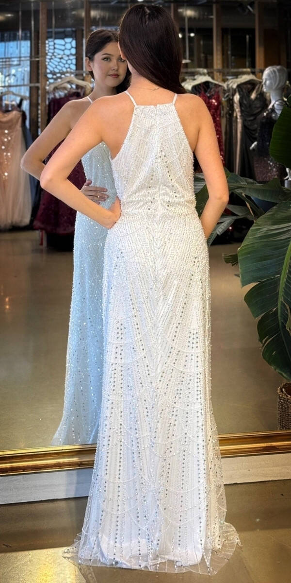 Beyaz Halter Yaka İp Askılı Düz Kesim Pullu Boncuklu Uzun Abiye Elbise 11103-05 - 5