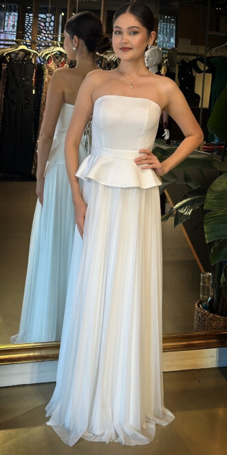 Beyaz Straplez Yaka Sırt Dekolteli Kloş Etekli Şifon Uzun Abiye Elbise 11140-02 - abiyeniall