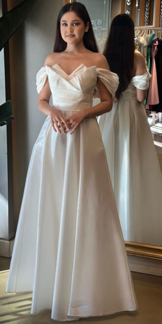 Beyaz Yırtmaçlı Kloş Etekli Uzun Abiye Elbise 7637 - abiyeniall