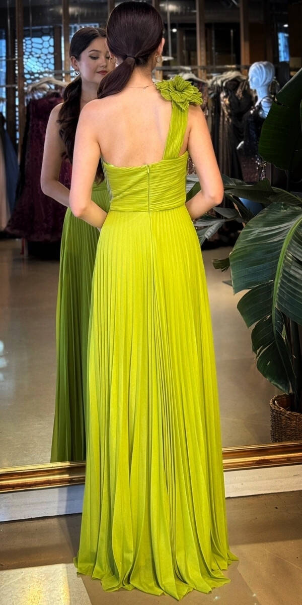 Fıstık Yeşili Tek Omuzlu Kloş Etekli Şifon Tül Uzun Abiye Elbise 11081-03 - 5