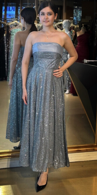 Gri Straplez Yaka Kloş Etekli Simli Midi Abiye Elbise 7776 - abiyeniall