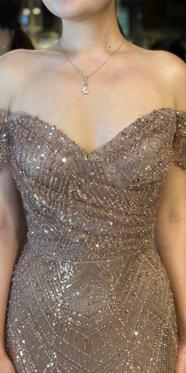 Kahverengi Sırt Dekolteli Düz Kesim Pullu Boncuklu Uzun Abiye Elbise 11044 - 4