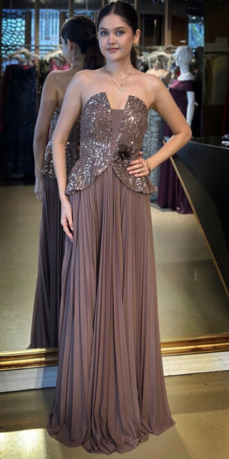 Kahverengi Straplez Yaka Çiçek Detaylı Sırt Dekolteli Kloş Etekli Tül Uzun Abiye Elbise 11054 - abiyeniall