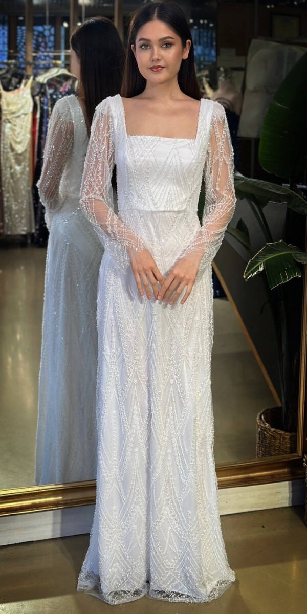 Kırık Beyaz Kare Yaka Uzun Kollu Kloş Etekli Pullu Boncuklu Uzun Abiye Elbise 11047-17 - 1