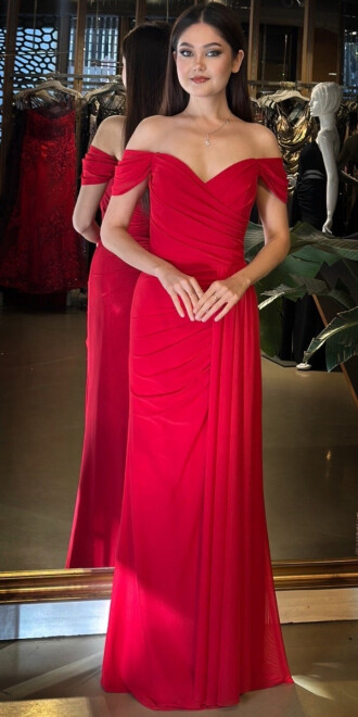 Kırmızı Madonna Yaka Düz Kesim Likralı Tül Uzun Abiye Elbise 11079-06 - abiyeniall