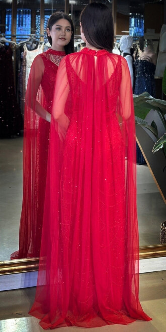 Kırmızı V Yaka Kalın Askı Pelerin Düz Kesim Pullu Boncuklu Uzun Abiye Elbise 11142-01 - 5