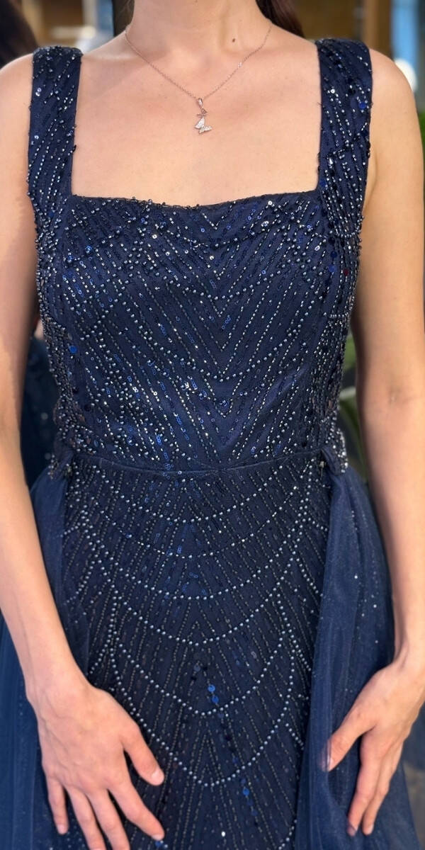 Lacivert Kare Yaka Kalın Askı Çıkarılabilir Kuyruk Pullu Boncuklu Uzun Abiye Elbise 11055-01 - 3