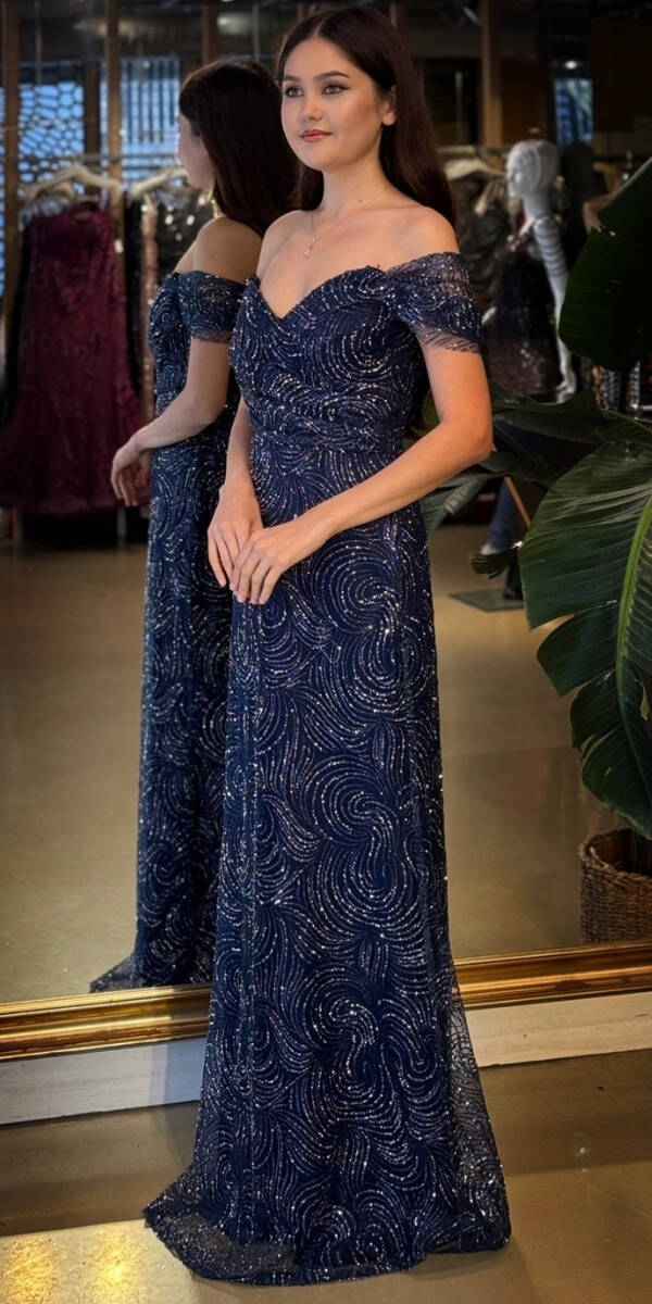 Lacivert Madonna Yaka Sırt Dekolteli Düz Kesim Simli Uzun Abiye Elbise 11113-04 - 2