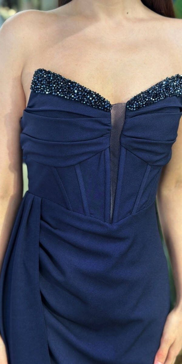 Lacivert Straplez Yaka Taş Detaylı Anvelop Yırtmaçlı Düz Kesim Krep Uzun Abiye Elbise 11109-11 - 4