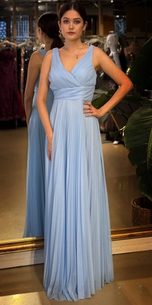 Mavi V Yaka Kalın Askı Kloş Etekli Şifon Uzun Abiye Elbise 11098-02 - 1