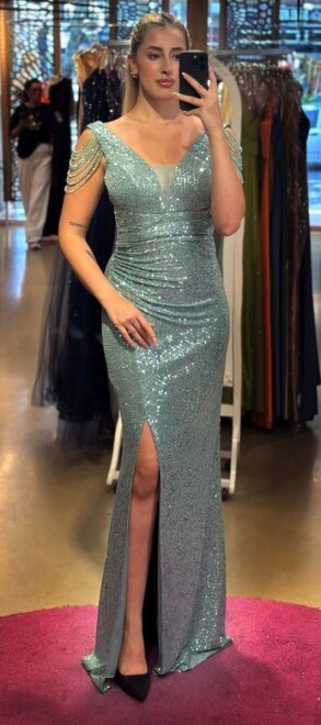 Mint Kalın Askı Boncuk İşlemeli Yırtmaçlı Düz Kesim Payet Uzun Abiye Elbise 7570 - abiyeniall