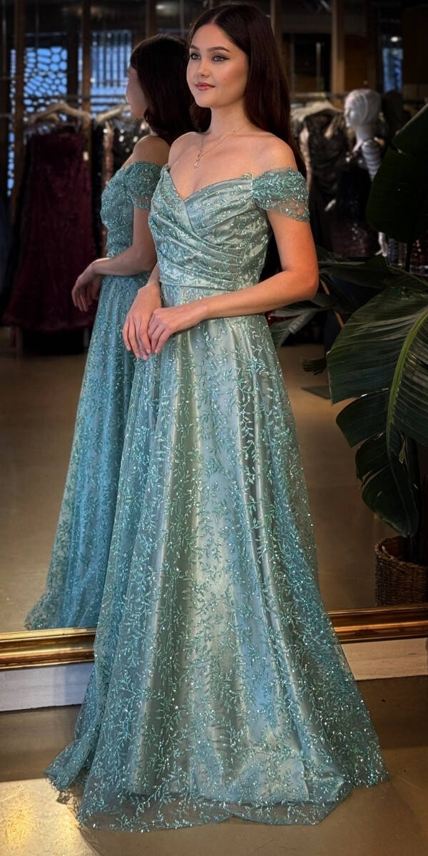 Mint Madonna Yaka Sırt Dekolteli Kloş Etekli Simli Uzun Abiye Elbise 11066-04 - 2