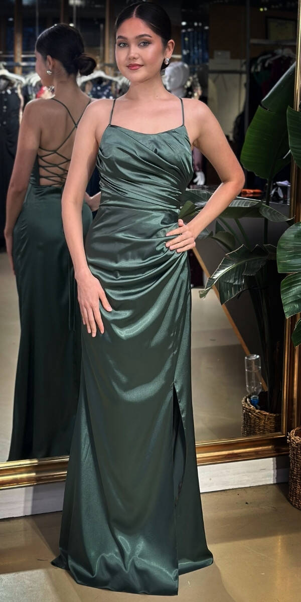 Olive Yuvarlak Yaka İp Askılı Sırt Dekolteli Yırtmaçlı Düz Kesim Saten Uzun Abiye Elbise 11105-04 - 1