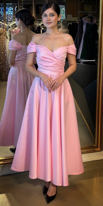 Pembe Madonna Yaka Kloş Etekli Saten Midi Abiye Elbise 7672 - 1