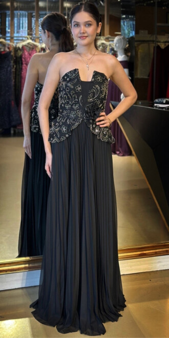 Siyah Gold Straplez Yaka Çiçek Detaylı Sırt Dekolteli Kloş Etekli Tül Uzun Abiye Elbise 11054 - abiyeniall