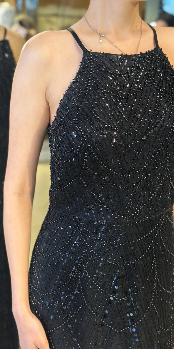 Siyah Halter Yaka İp Askılı Düz Kesim Pullu Boncuklu Uzun Abiye Elbise 11103-01 - 4