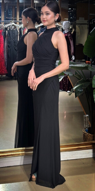 Siyah Halter Yaka Yırtmaçlı Düz Kesim Likralı Tül Uzun Abiye Elbise 11084-04 - 2