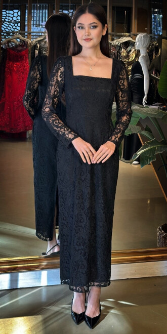 Siyah Kare Yaka Uzun Kollu Yırtmaçlı Düz Kesim Dantel Midi Abiye Elbise 11122-02 - abiyeniall