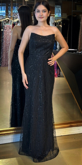 Siyah Straplez Yaka Sırt Dekolteli Düz Kesim Pullu Boncuklu Uzun Abiye Elbise 7778 - abiyeniall