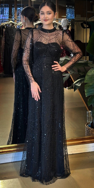 Siyah Yuvarlak Yaka Uzun Kollu Düz Kesim Pullu Boncuklu Uzun Abiye Elbise 11130-02 - abiyeniall