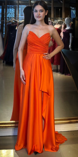 Turuncu Straplez Yaka Anvelop Yırtmaçlı Kloş Etekli Saten Uzun Abiye Elbise 11095 - abiyeniall