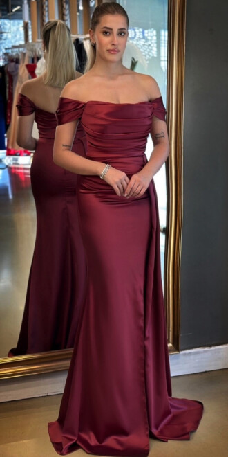 Vişne Renk Düşük Kollu Yırtmaçlı Düz Kesim Saten Uzun Abiye Elbise 7511 - abiyeniall