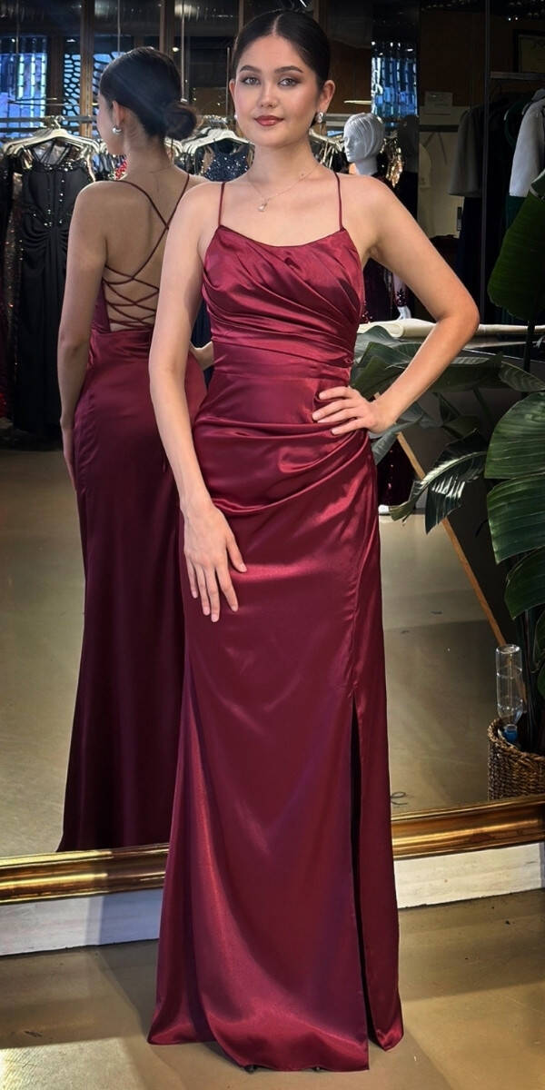 Vişne Renk Yuvarlak Yaka Askılı Sırt Dekolteli Yırtmaçlı Düz Kesim Saten Uzun Abiye Elbise 11105-05 - 1